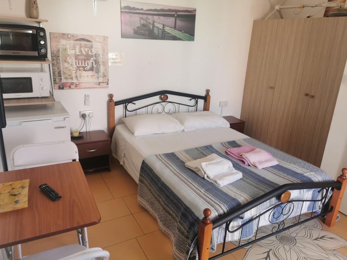 Nicosia Rooms Studios Pokoj fotografie